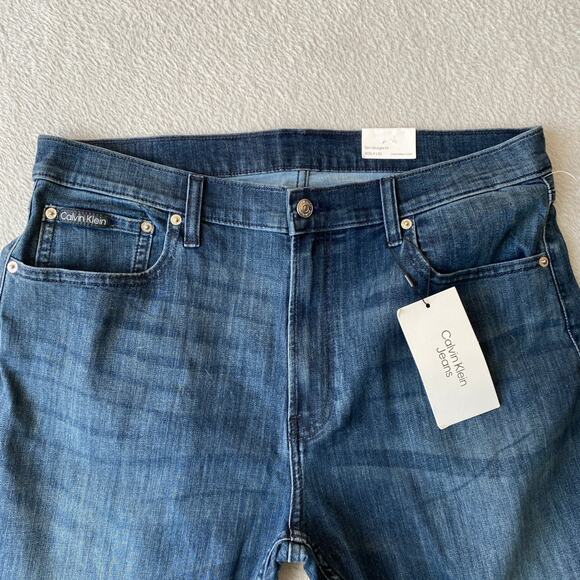 Calvin Klein Slim Straight Fit Black Jeans Men 36x30 Blue Denim Medium Wash NWT - Picture 3 of 9